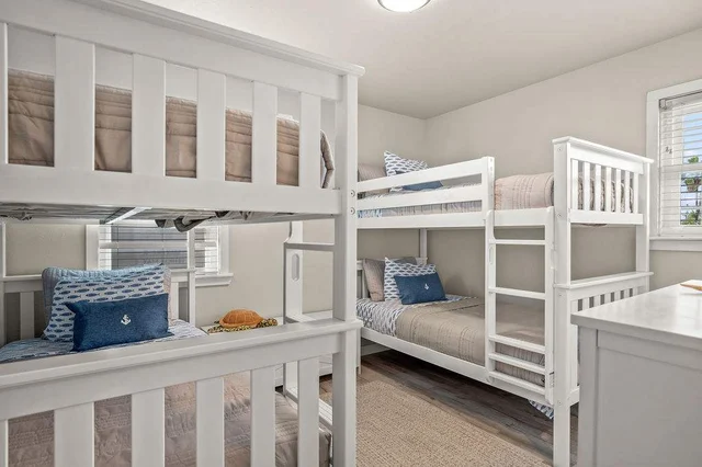 Bedroom image 1