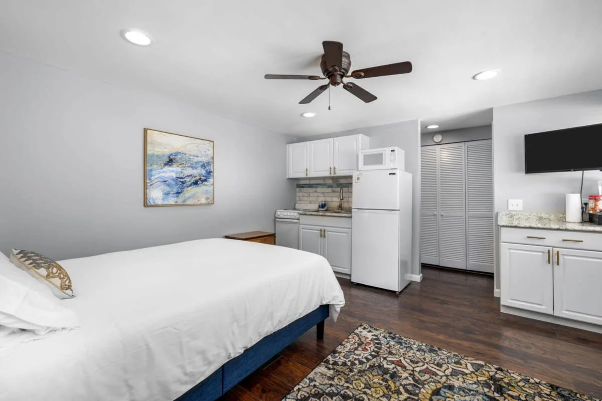 Bedroom image 1