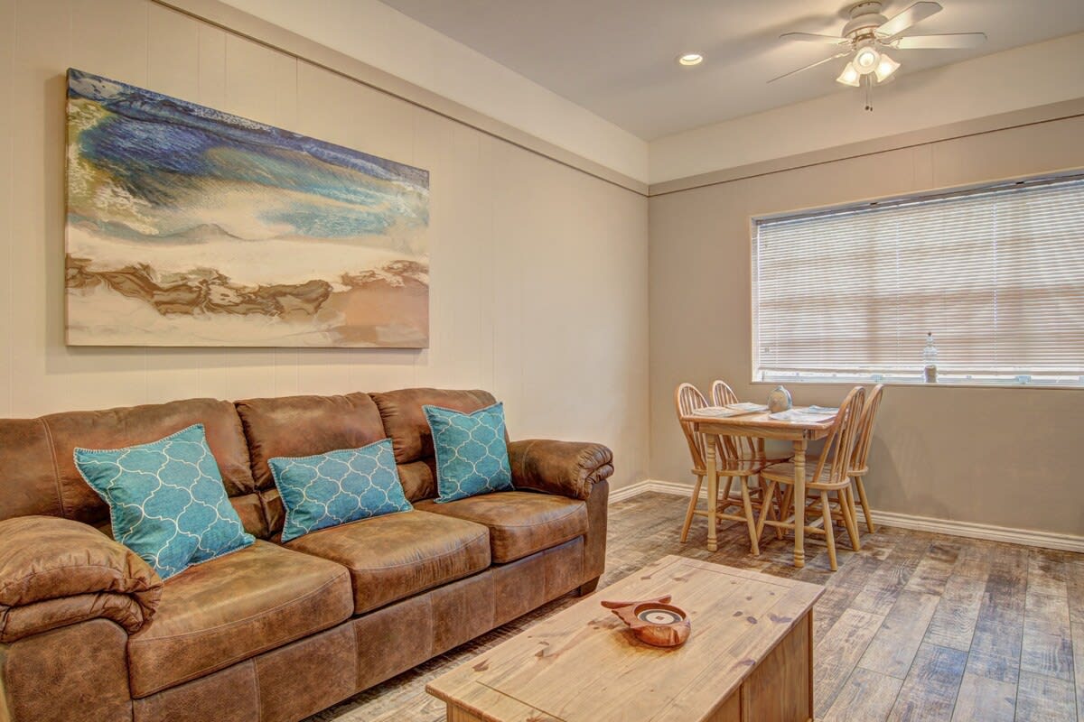 Apartment in Port Aransas property photo 4