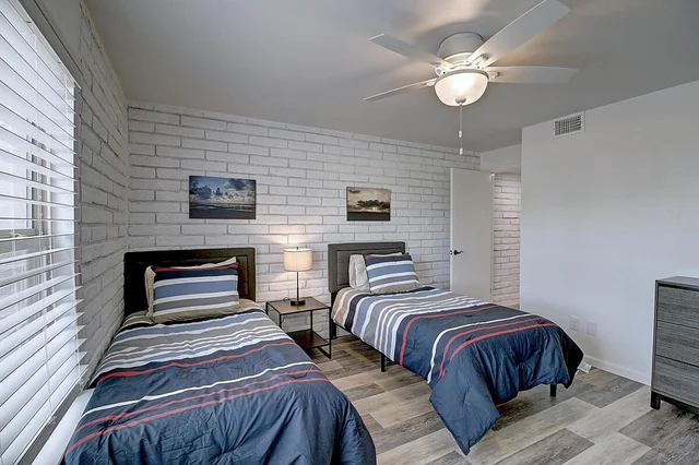 Bedroom image 1