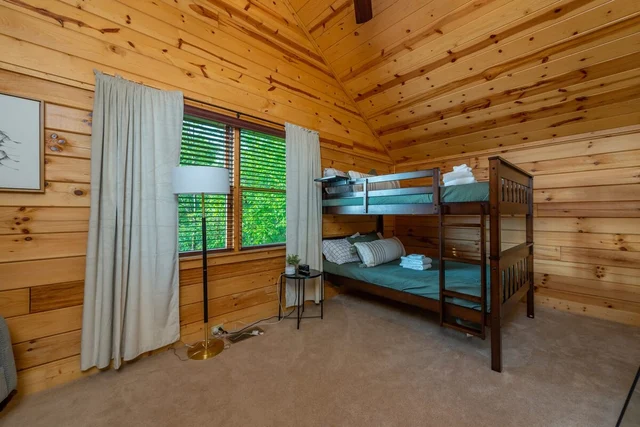 Bedroom image 1