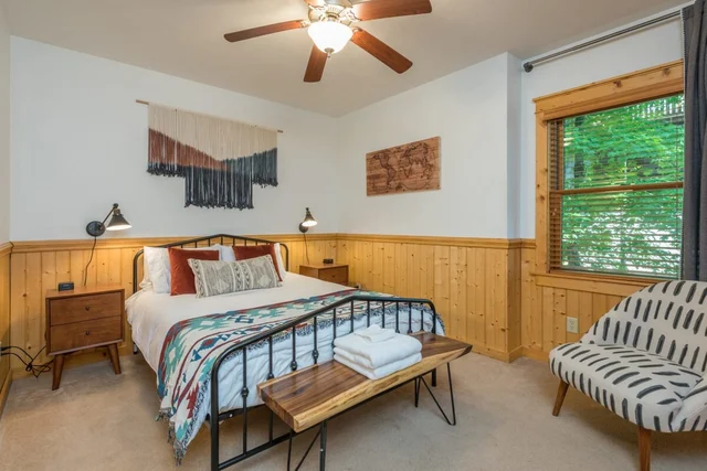 Bedroom image 1