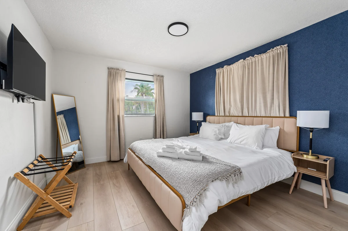 Bedroom image 1