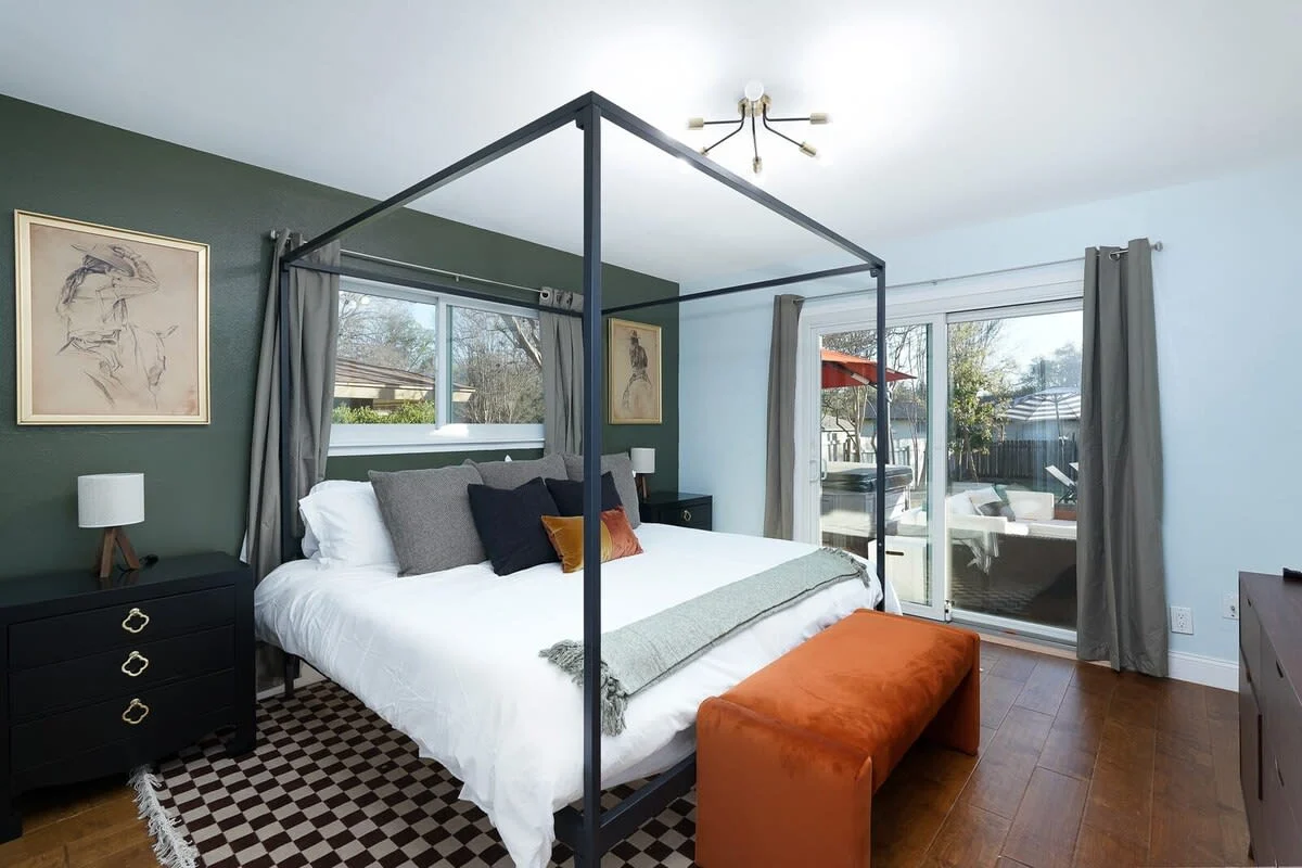 Bedroom image 1
