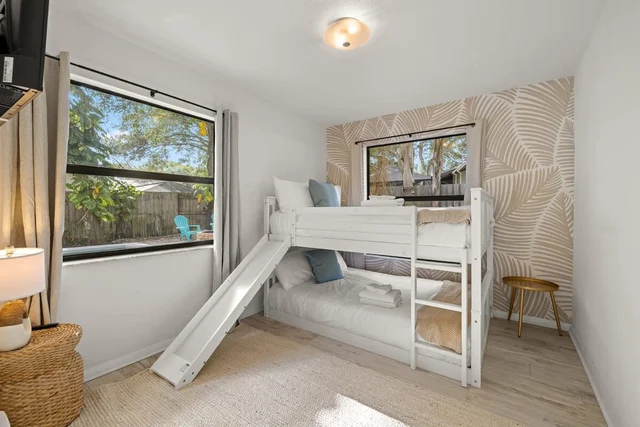 Bedroom image 1