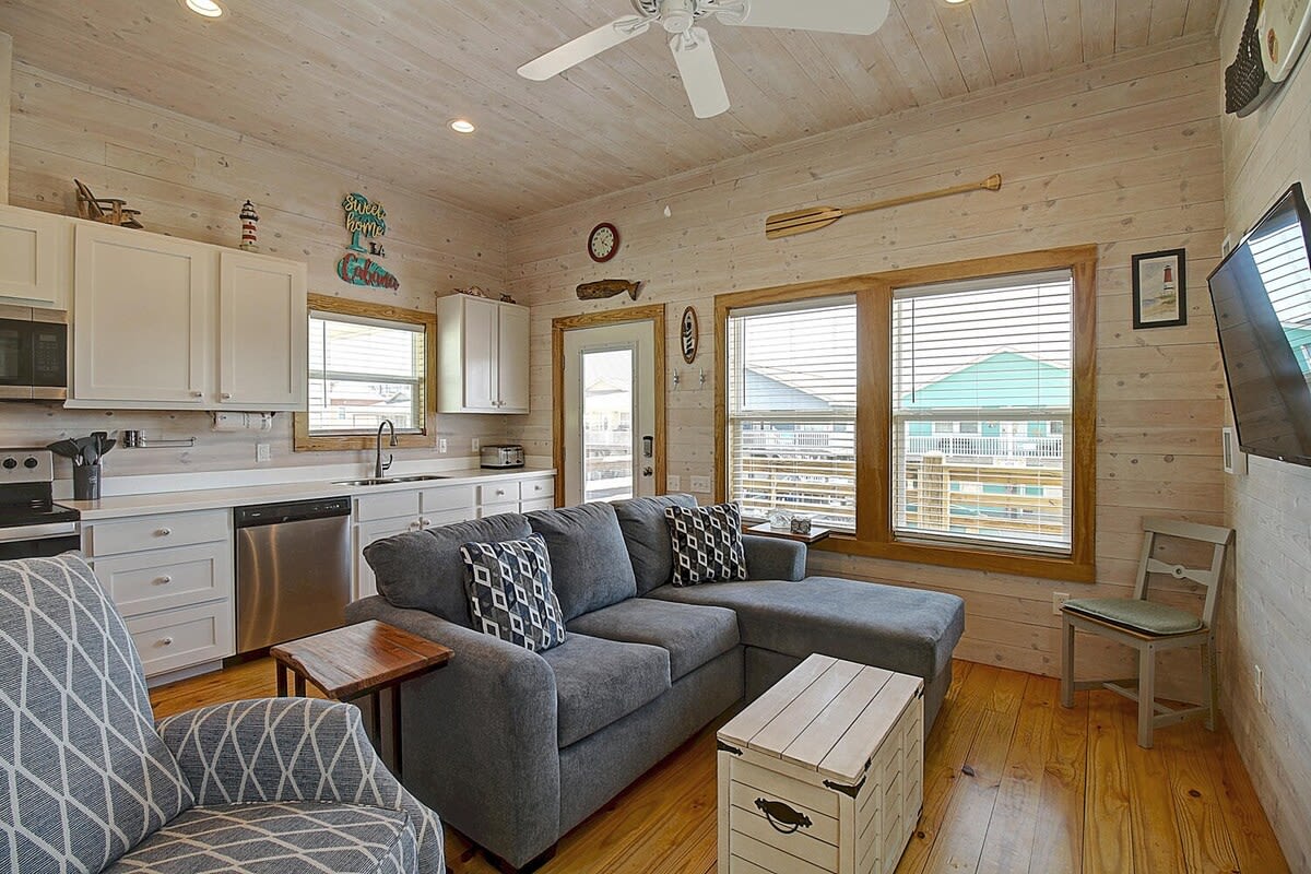 Home in Port Aransas property photo 3