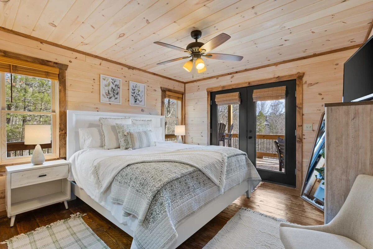 Bedroom image 1