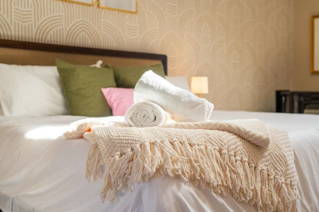 Bedroom image 1