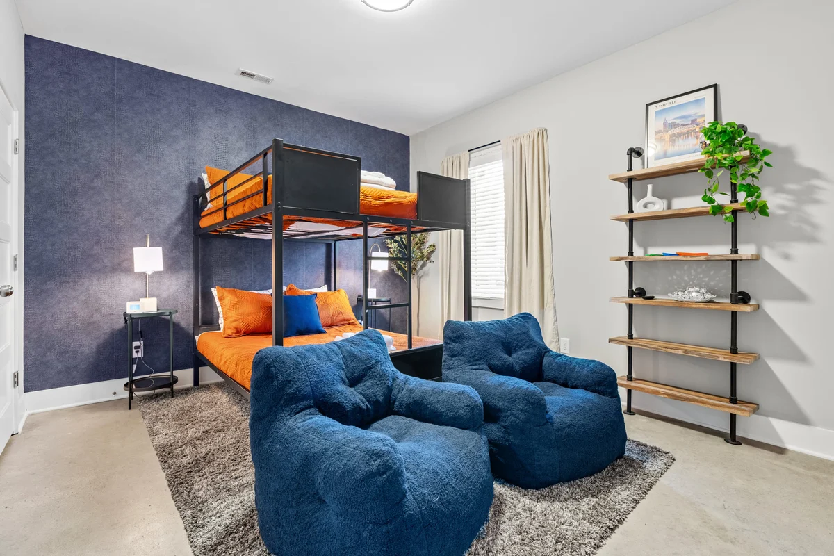 Bedroom image 1