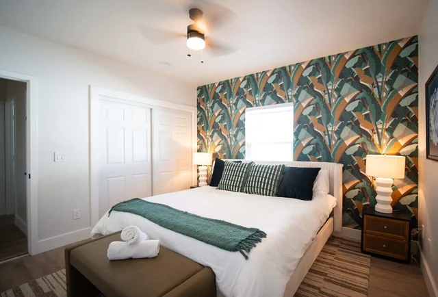 Bedroom image 1