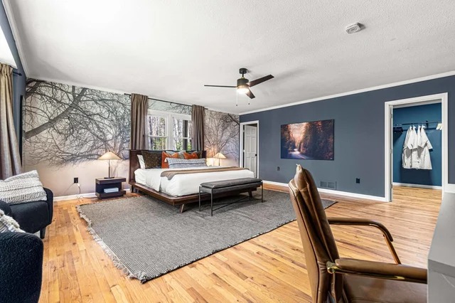 Bedroom image 1