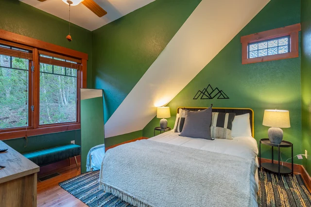 Bedroom image 1