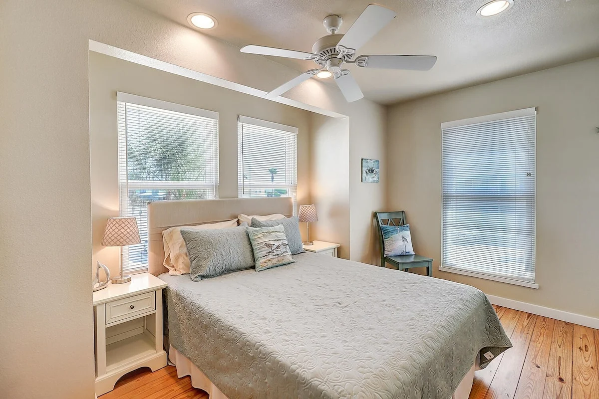 Bedroom image 1