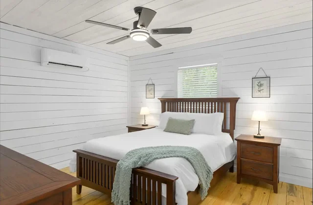 Bedroom image 1