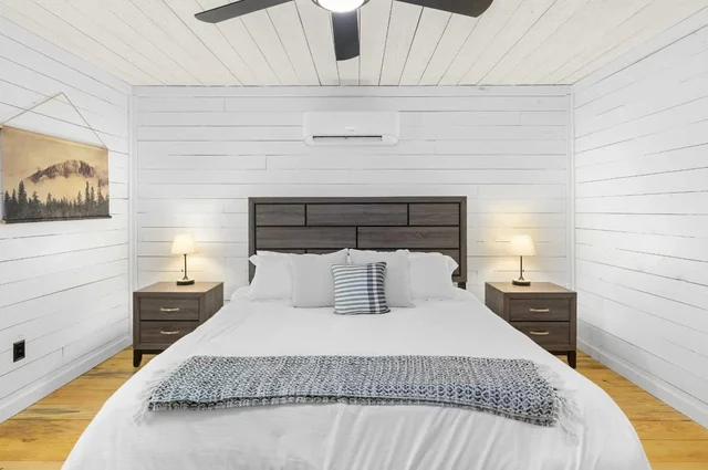 Bedroom image 1