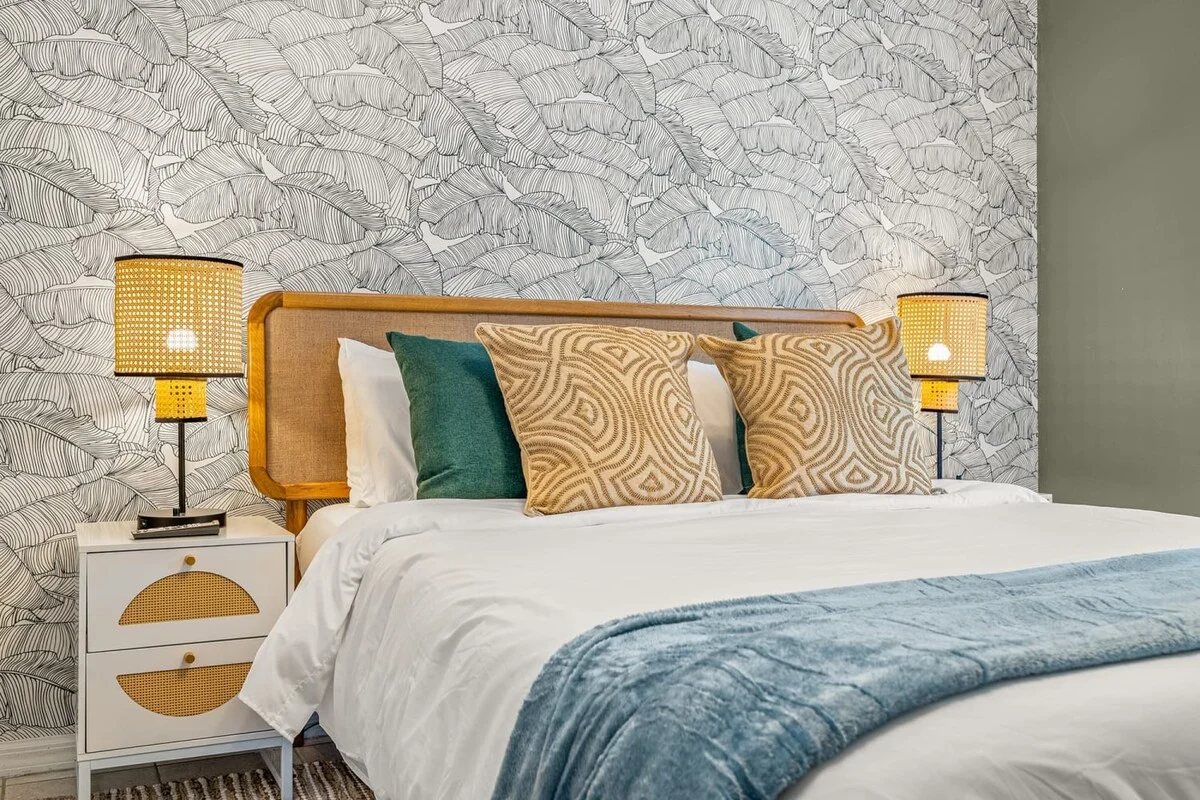 Bedroom image 1