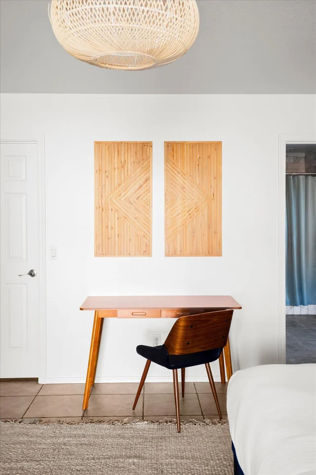 Bedroom image 1