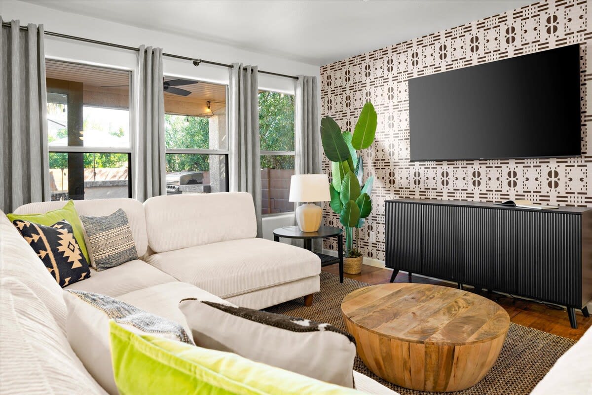 Home in Oro Valley property photo 4