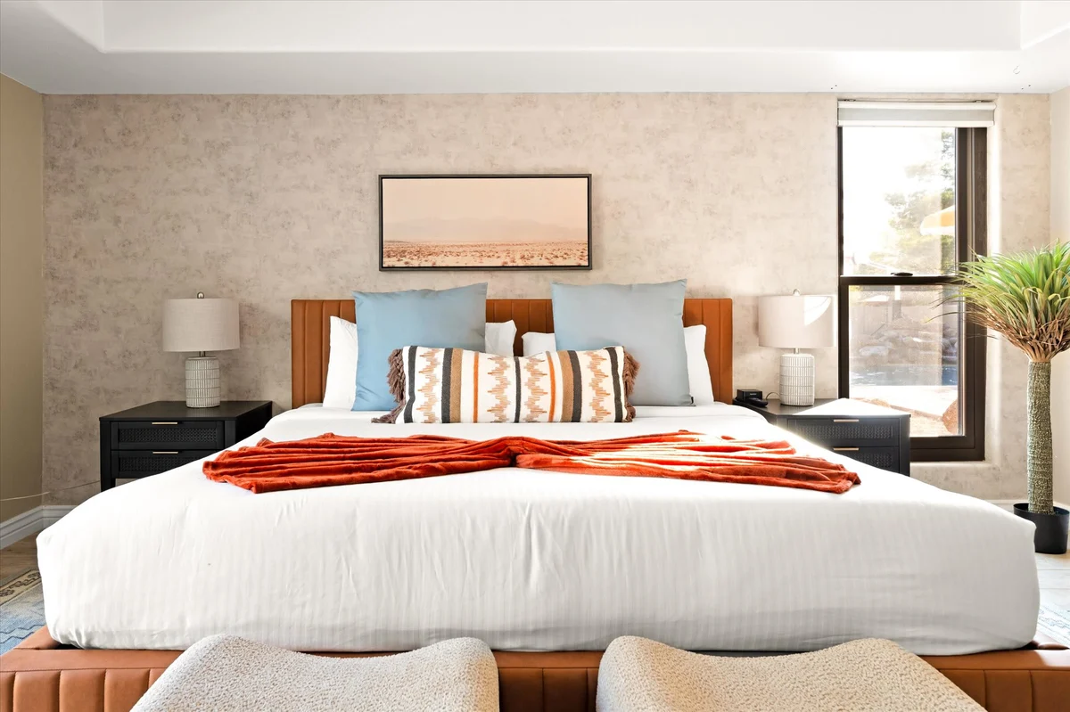 Bedroom image 1