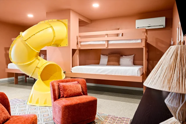 Bedroom image 1