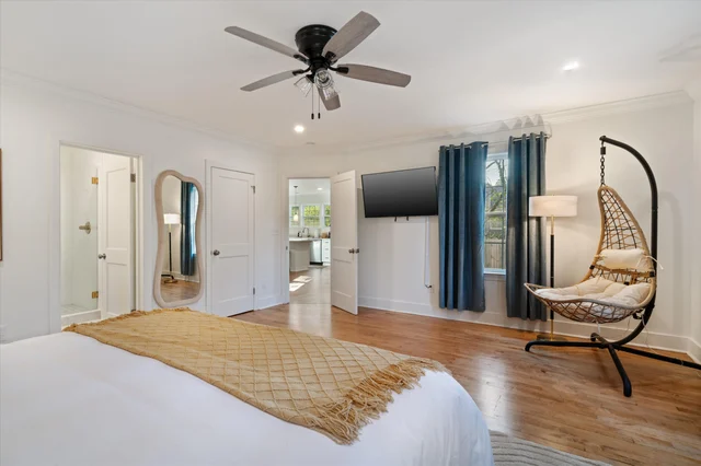 Bedroom image 1