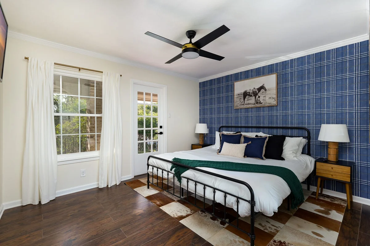 Bedroom image 1