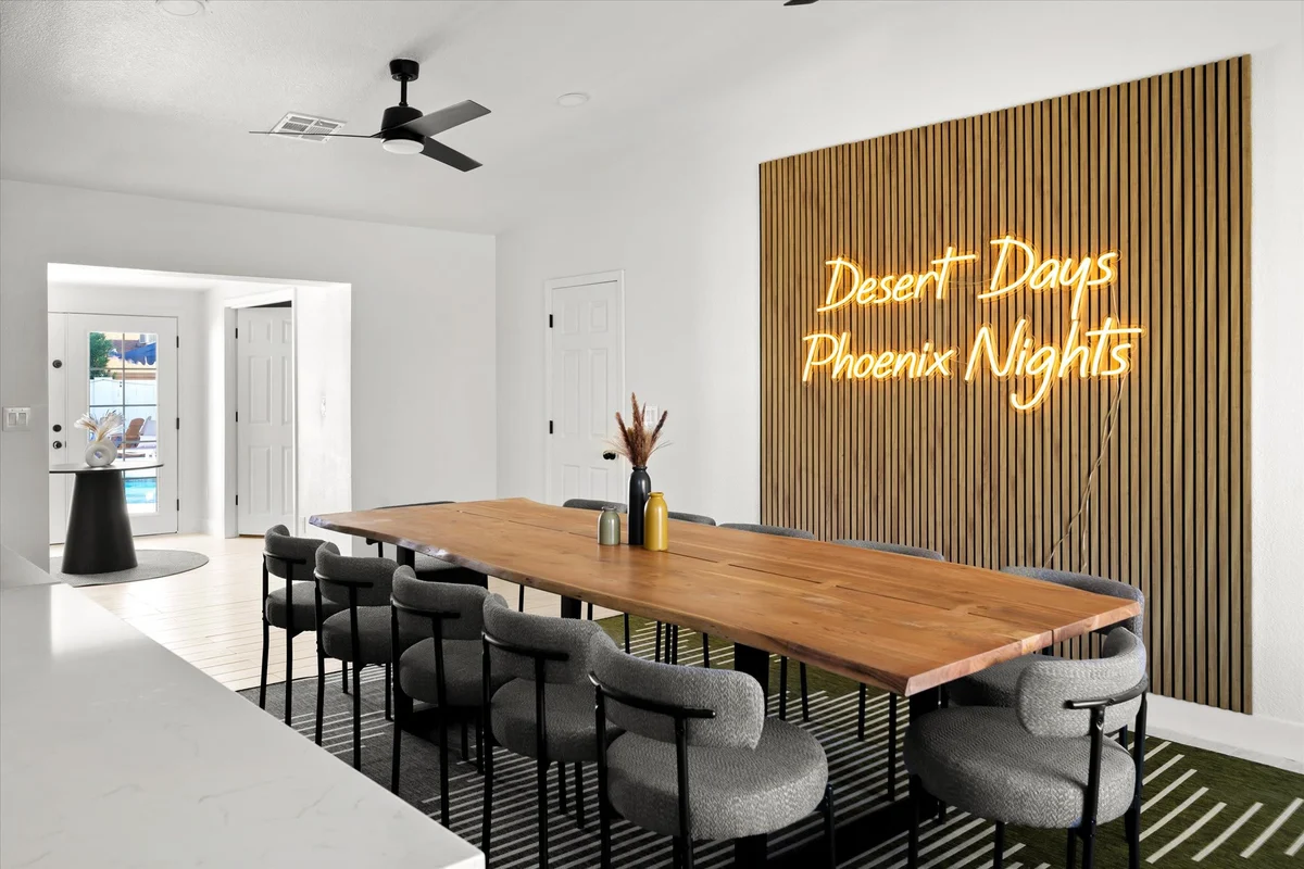 Home in Phoenix property photo 3