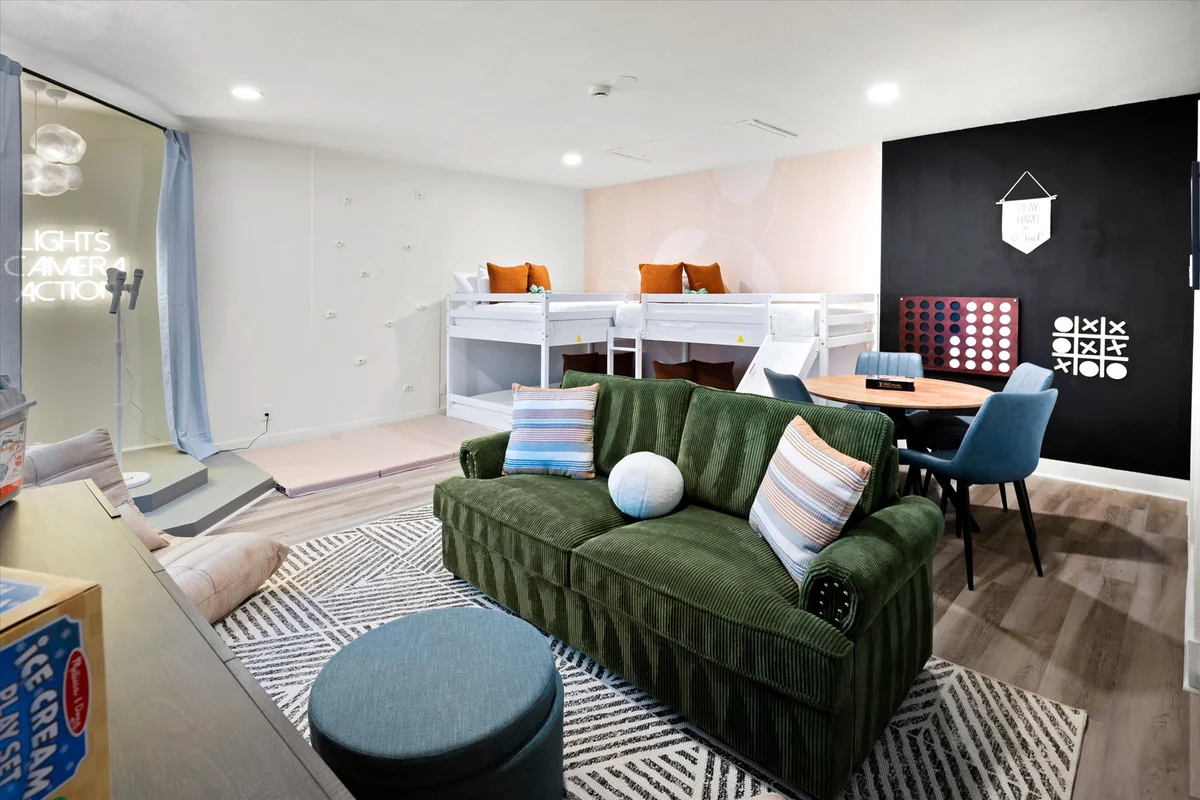 Bedroom image 1