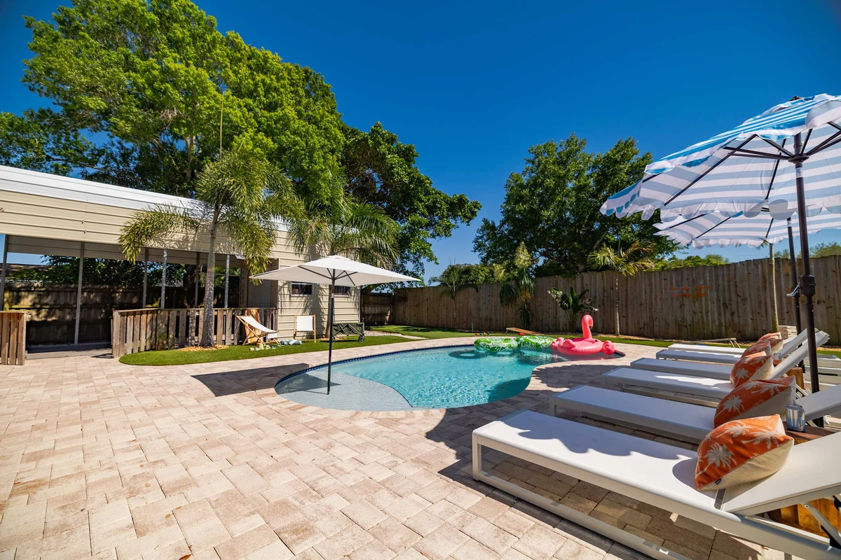Minutes to Anna Maria Island, Pool & Mini Golf property photo 5