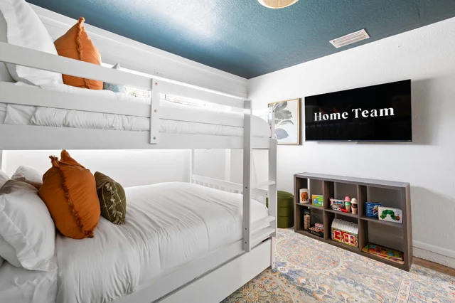 Bedroom image 1