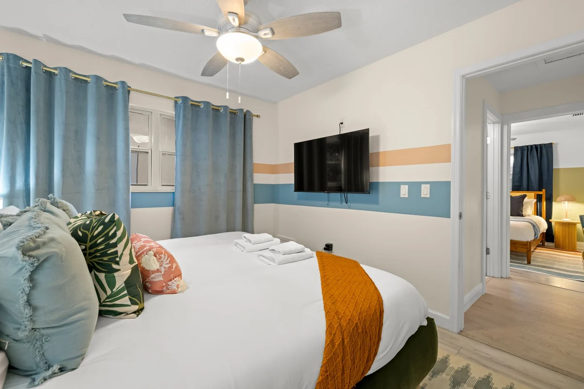 Bedroom image 1