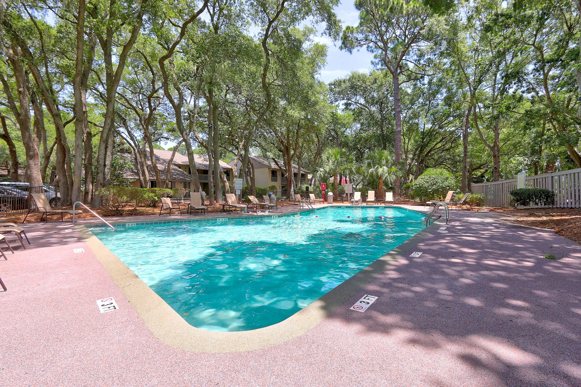Condo in Hilton Head Island property photo 3