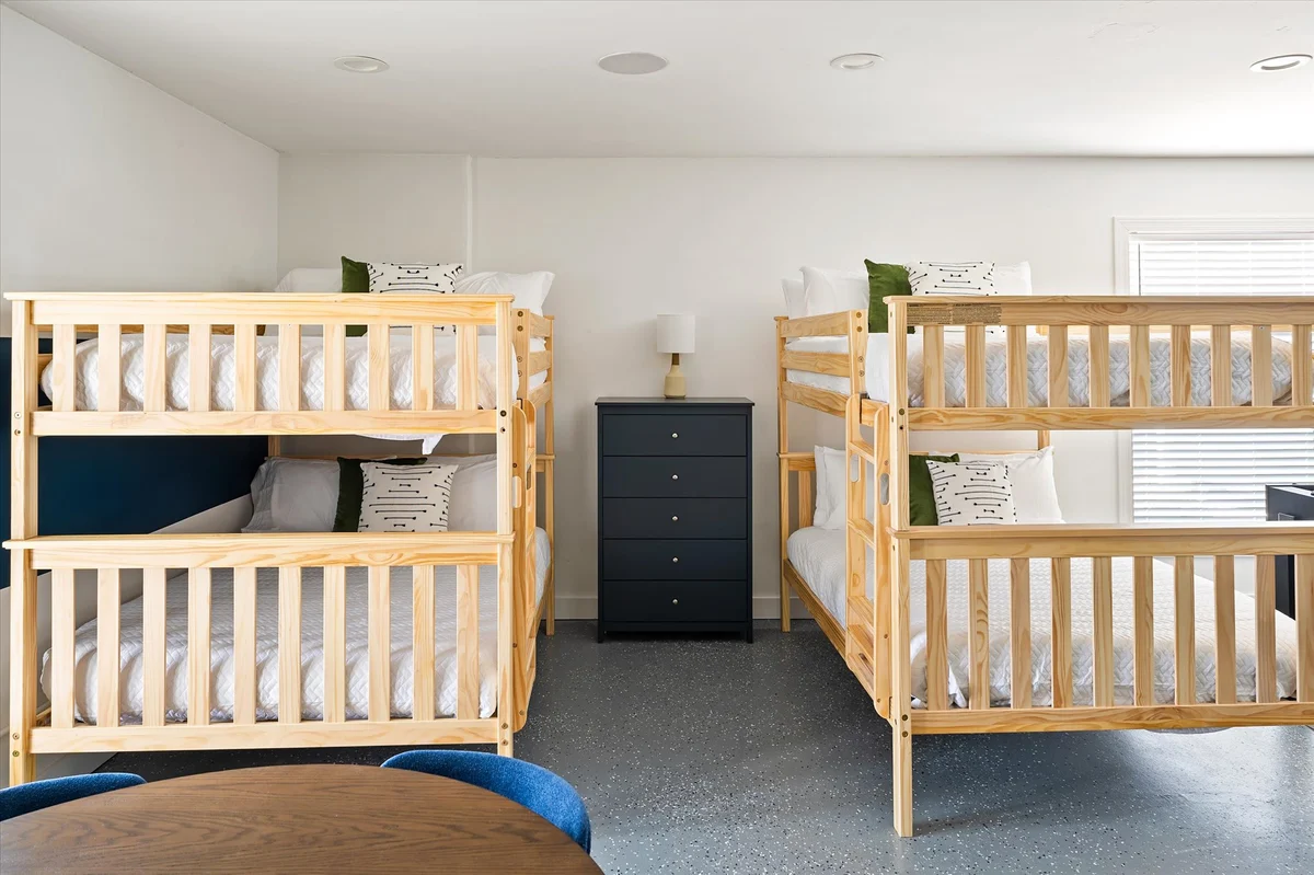 Bedroom image 1