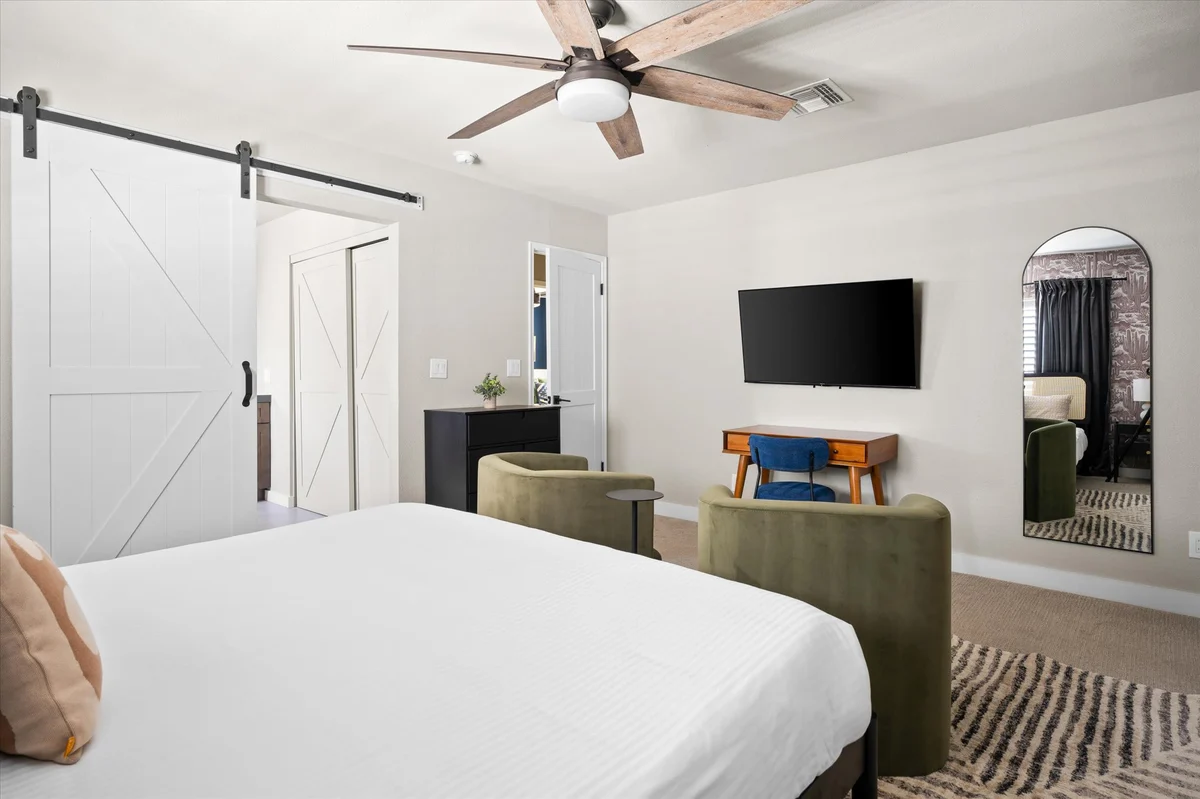 Bedroom image 1