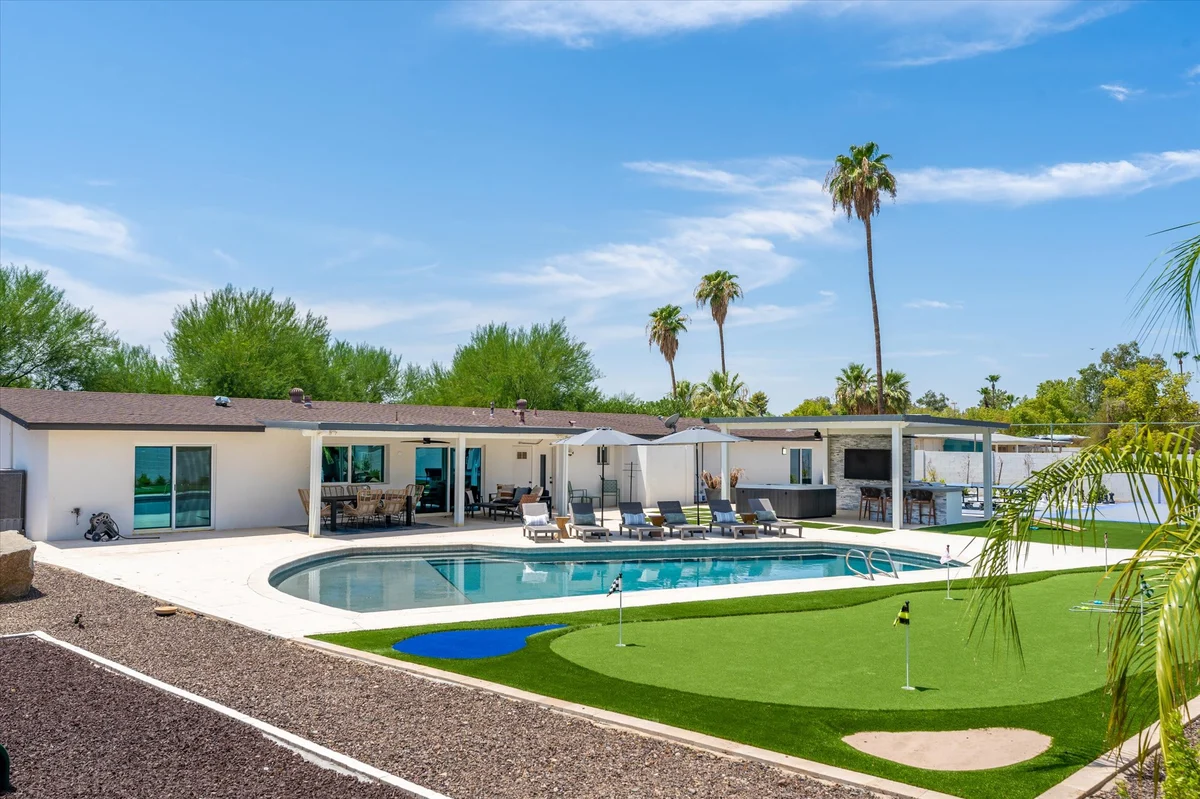 Home in Scottsdale property photo 5