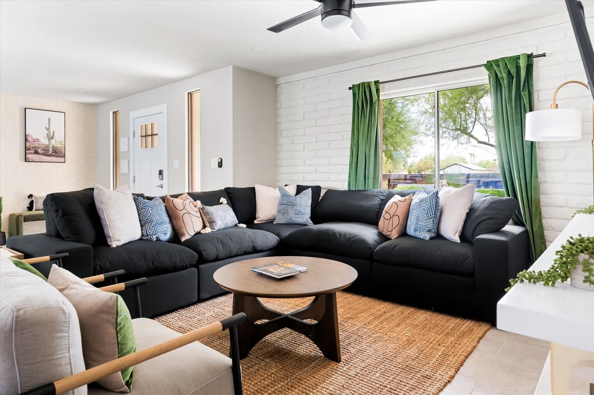 Home in Scottsdale property photo 4