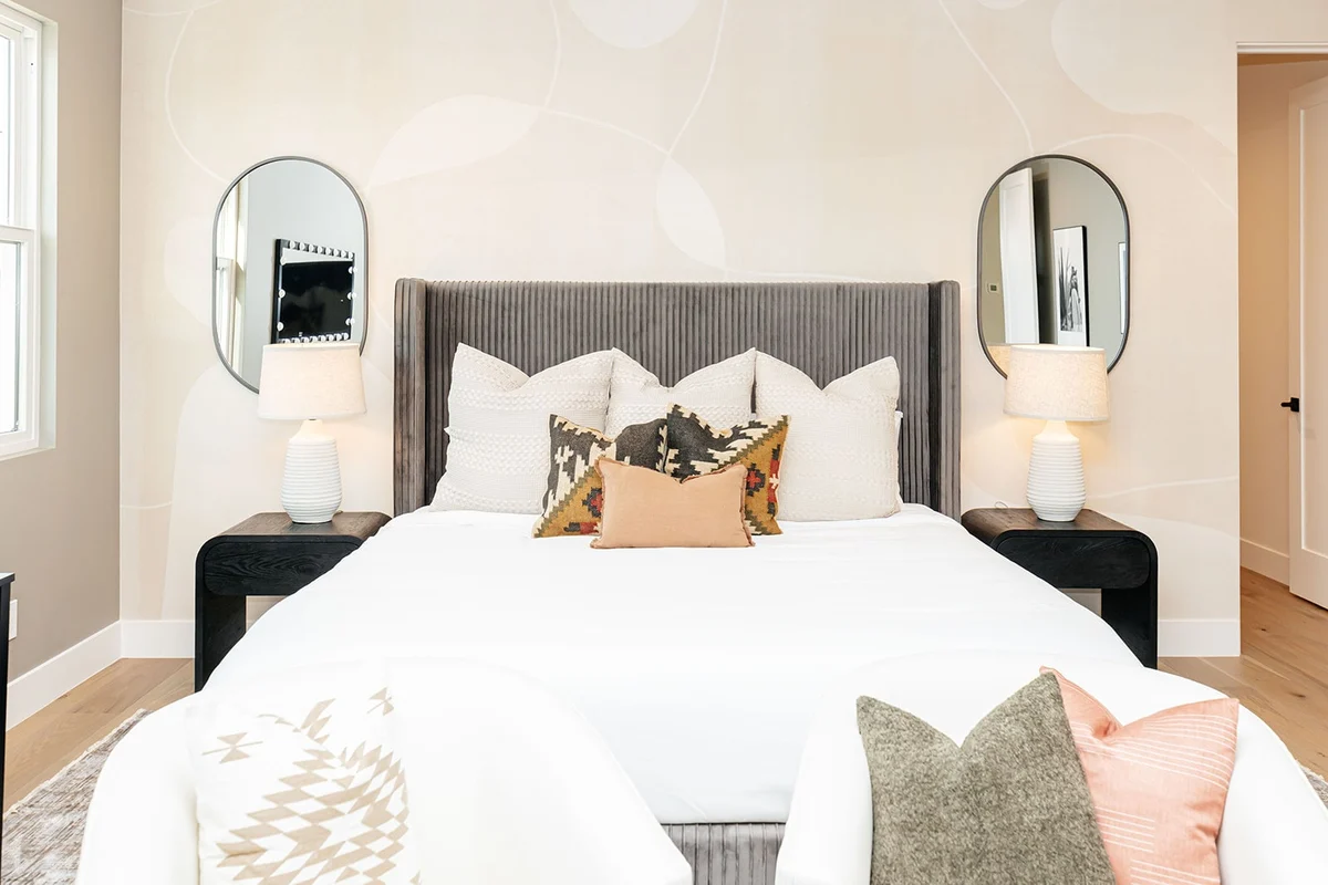Bedroom image 1