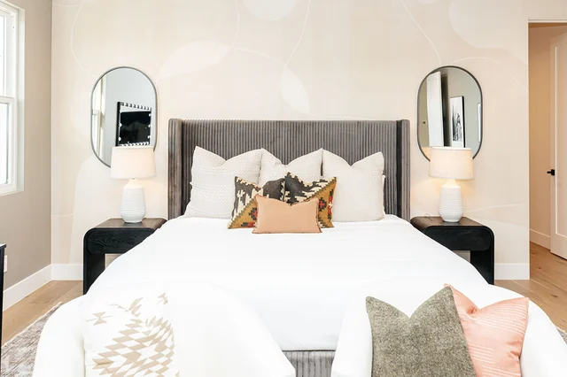 Bedroom image 1