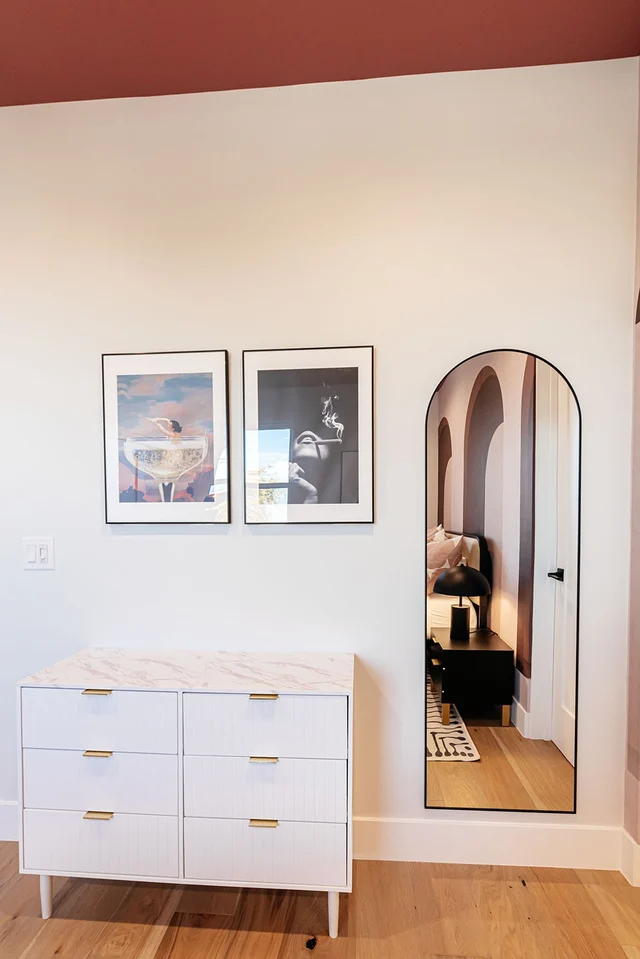 Bedroom image 1