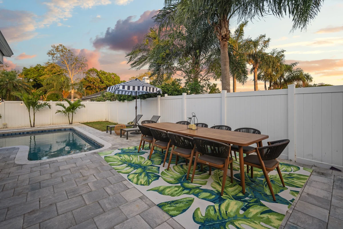 Home in Florida property photo 2