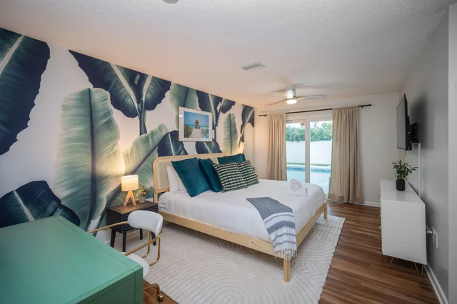 Bedroom image 1