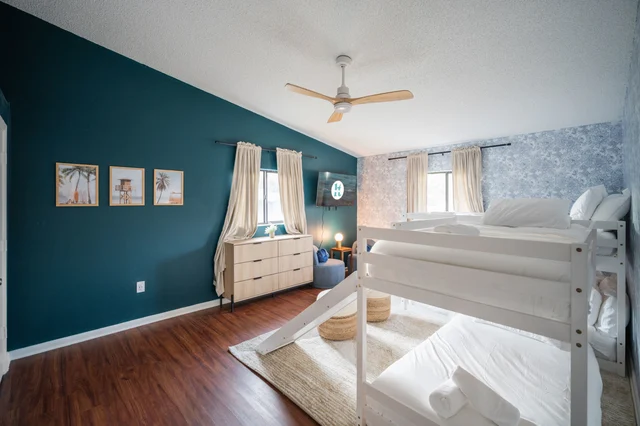 Bedroom image 1