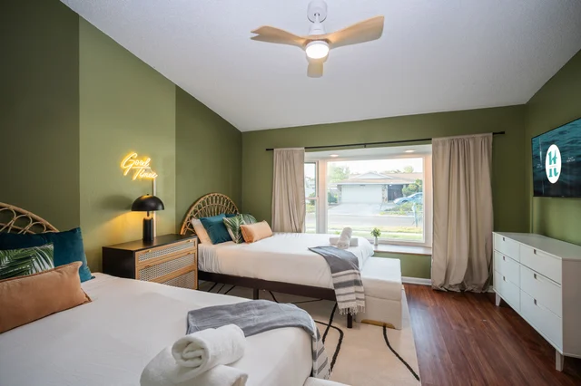 Bedroom image 1