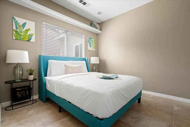Bedroom image 1