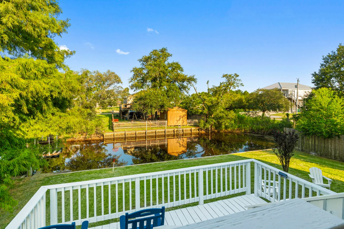 Home in Waveland property photo 2