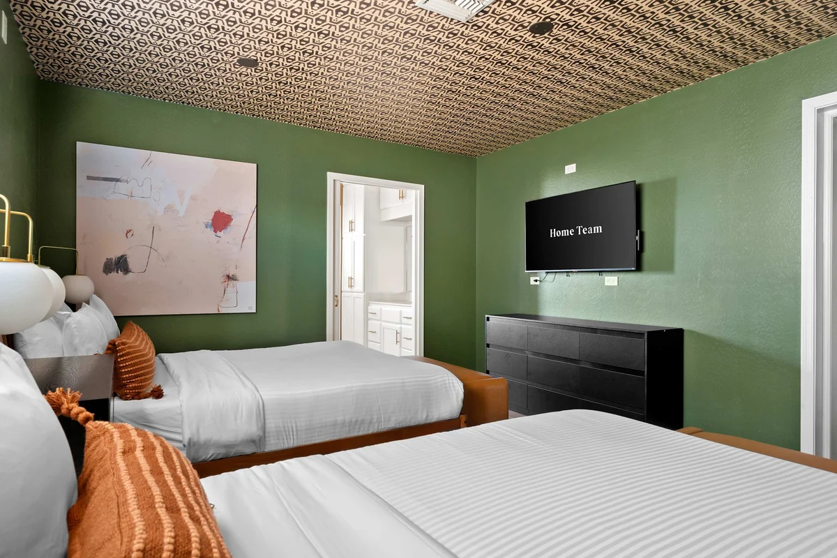 Bedroom image 1