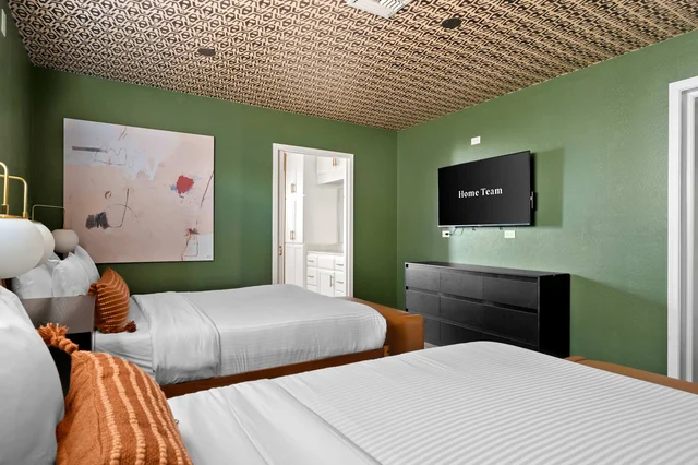Bedroom image 1