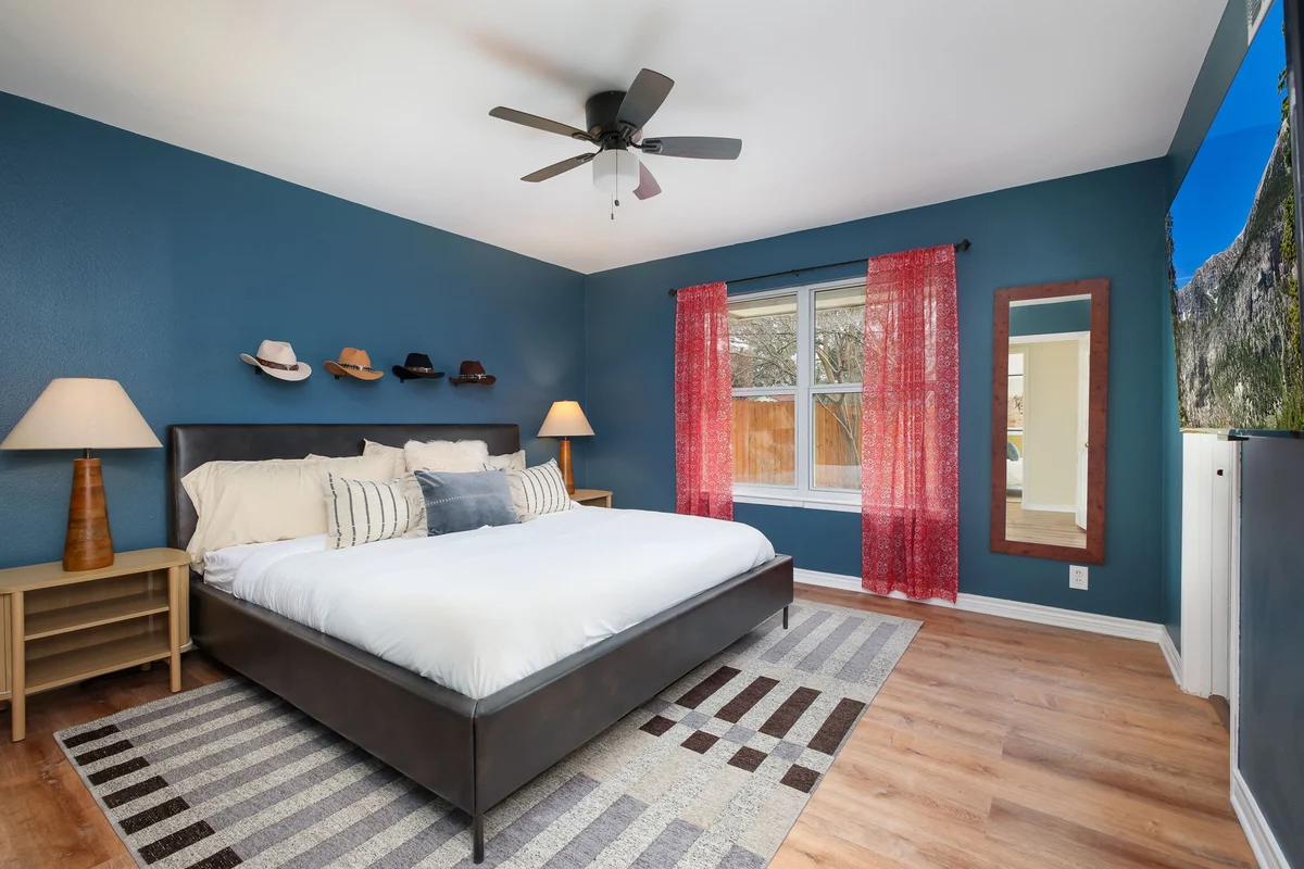 Bedroom image 1