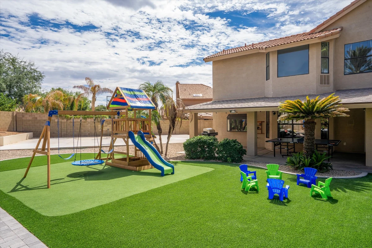 Home in Scottsdale property photo 4
