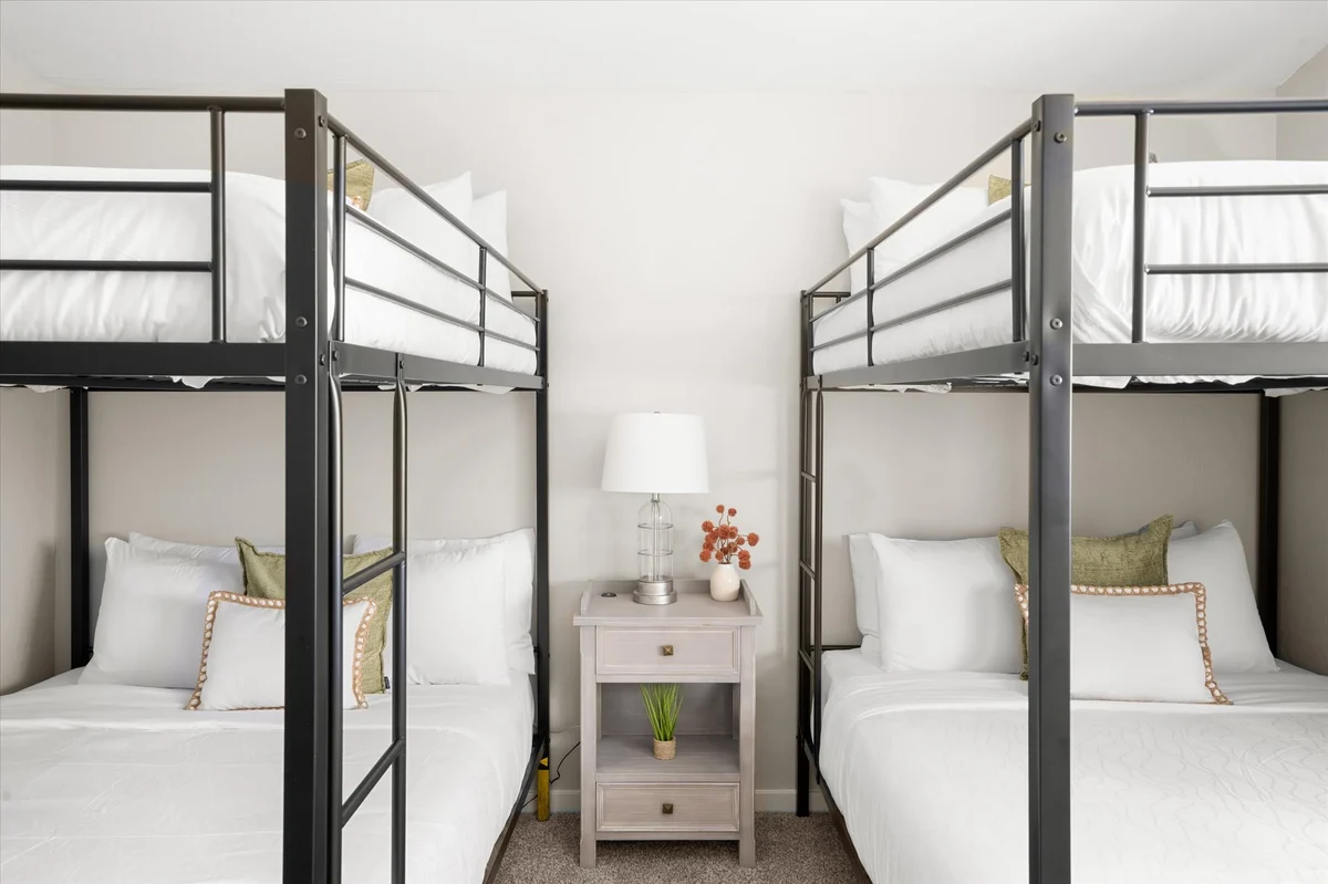Bedroom image 1
